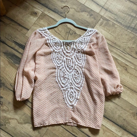 3/4 Sleeve - multi-colored top - Picture 3 of 4